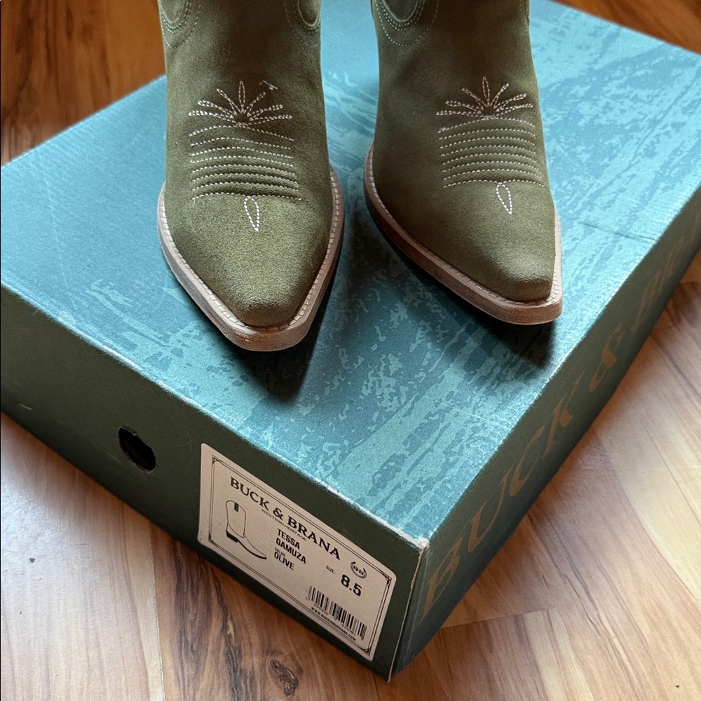 Buck & Brana Tessa Olive Suede Western Cowboy Boots - Picture 7 of 12